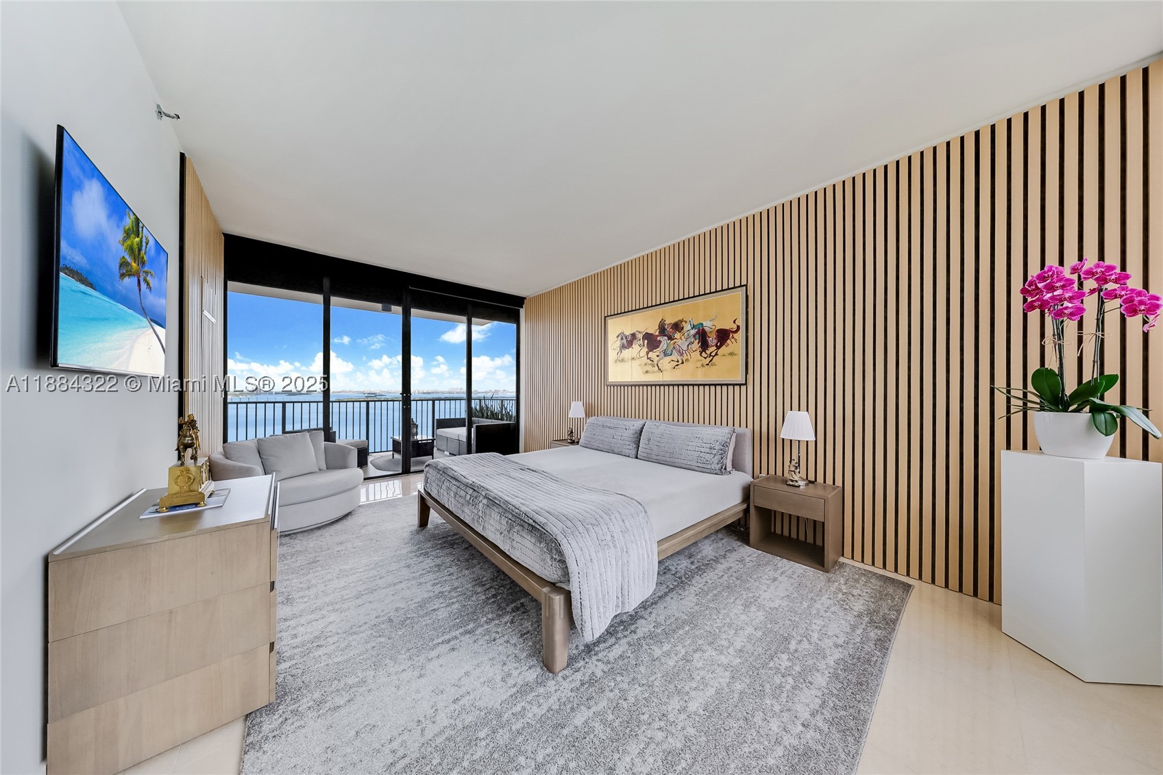ONE THOUSAND VENETIAN WAY - Residential