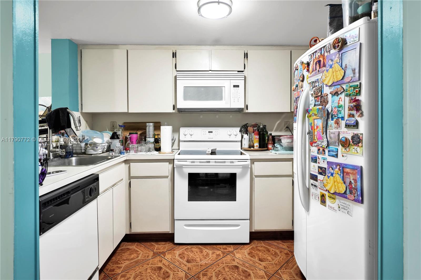 MELROSE TOWNHOMES CONDO - Residential