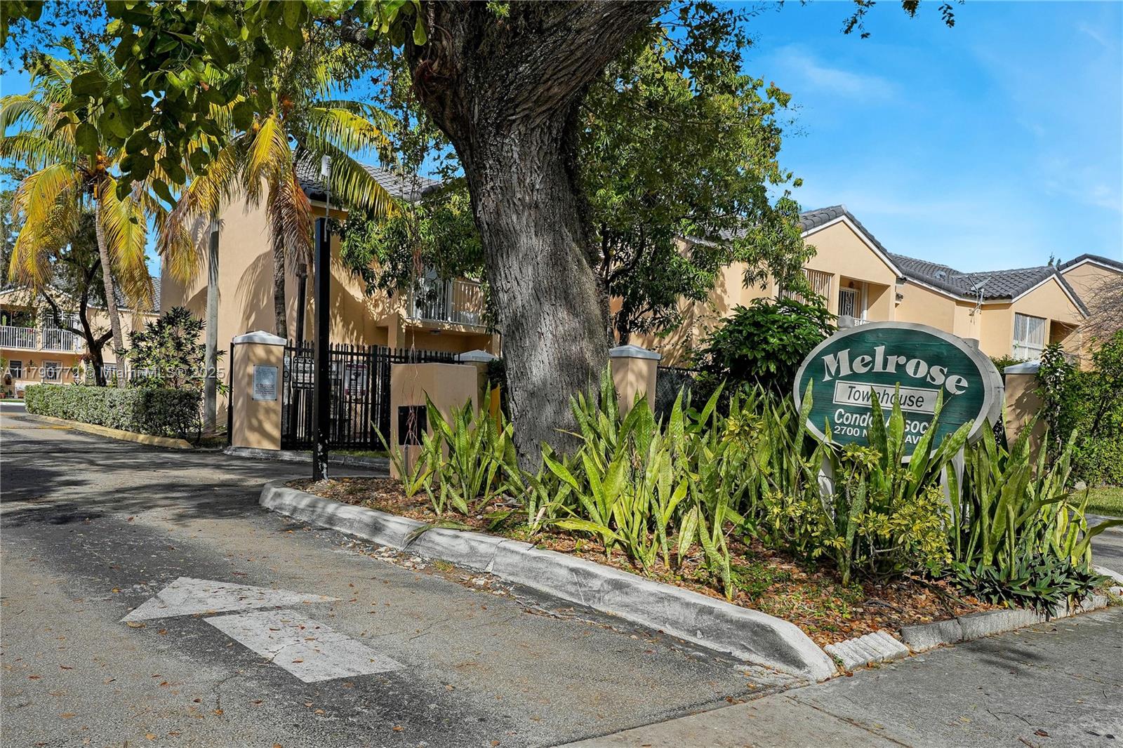 MELROSE TOWNHOMES CONDO - Residential