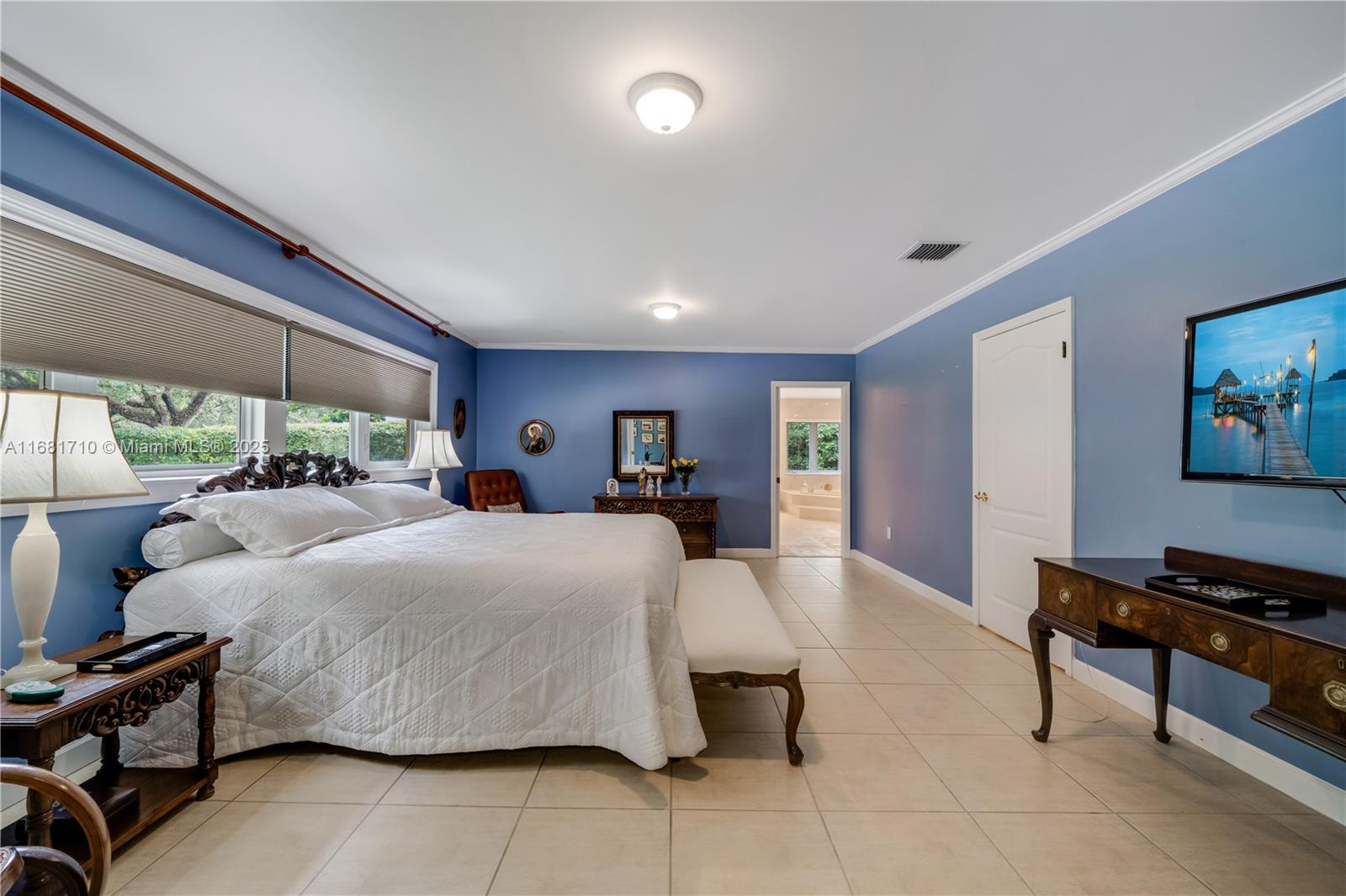 CORAL GABLES BISC BAY SEC - Residential
