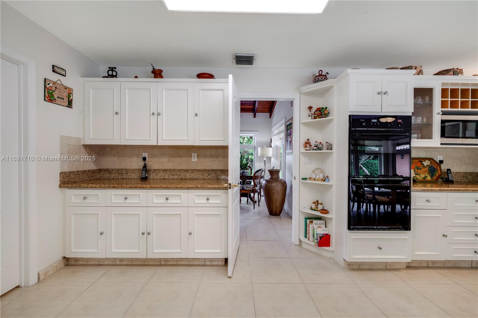 CORAL GABLES BISC BAY SEC - Residential