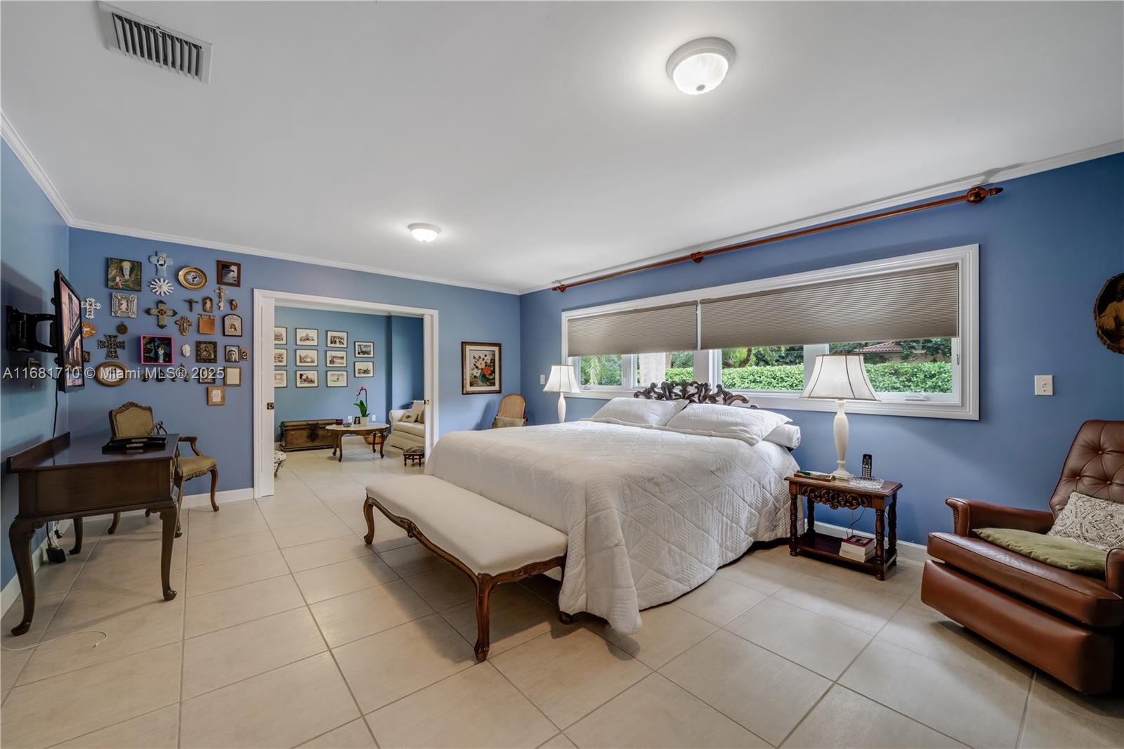 CORAL GABLES BISC BAY SEC - Residential