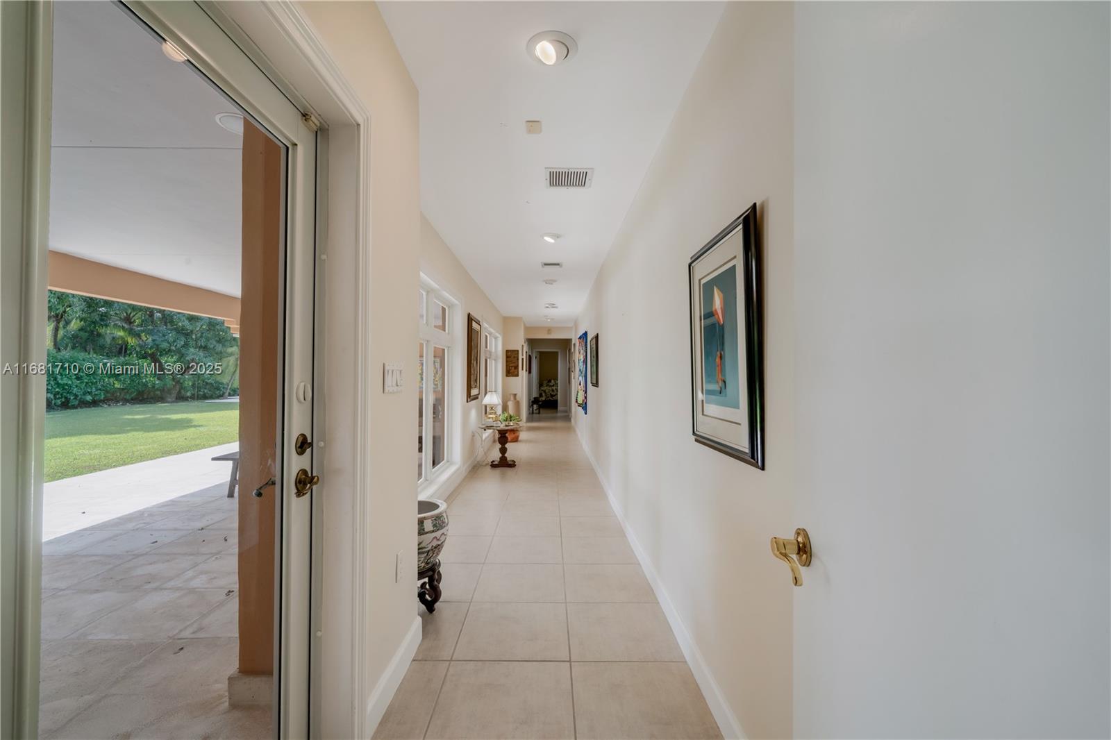 CORAL GABLES BISC BAY SEC - Residential