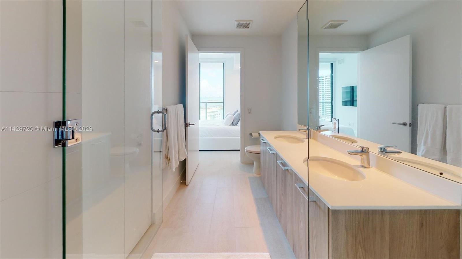 PARAISO BAYVIEWS CONDO - Residential Lease