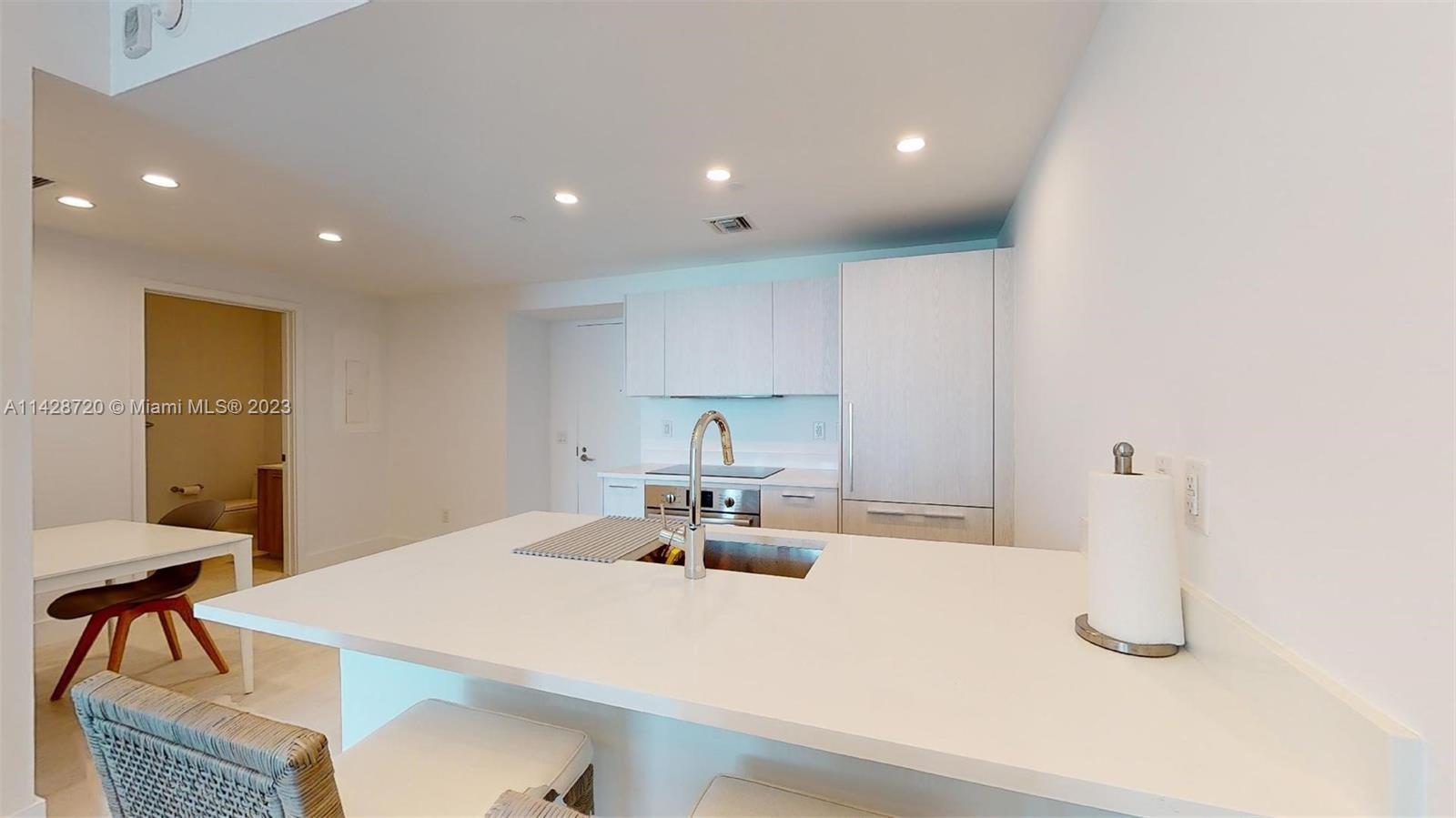 PARAISO BAYVIEWS CONDO - Residential Lease