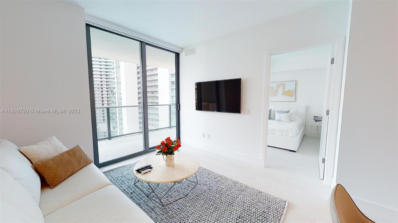 PARAISO BAYVIEWS CONDO - Residential Lease