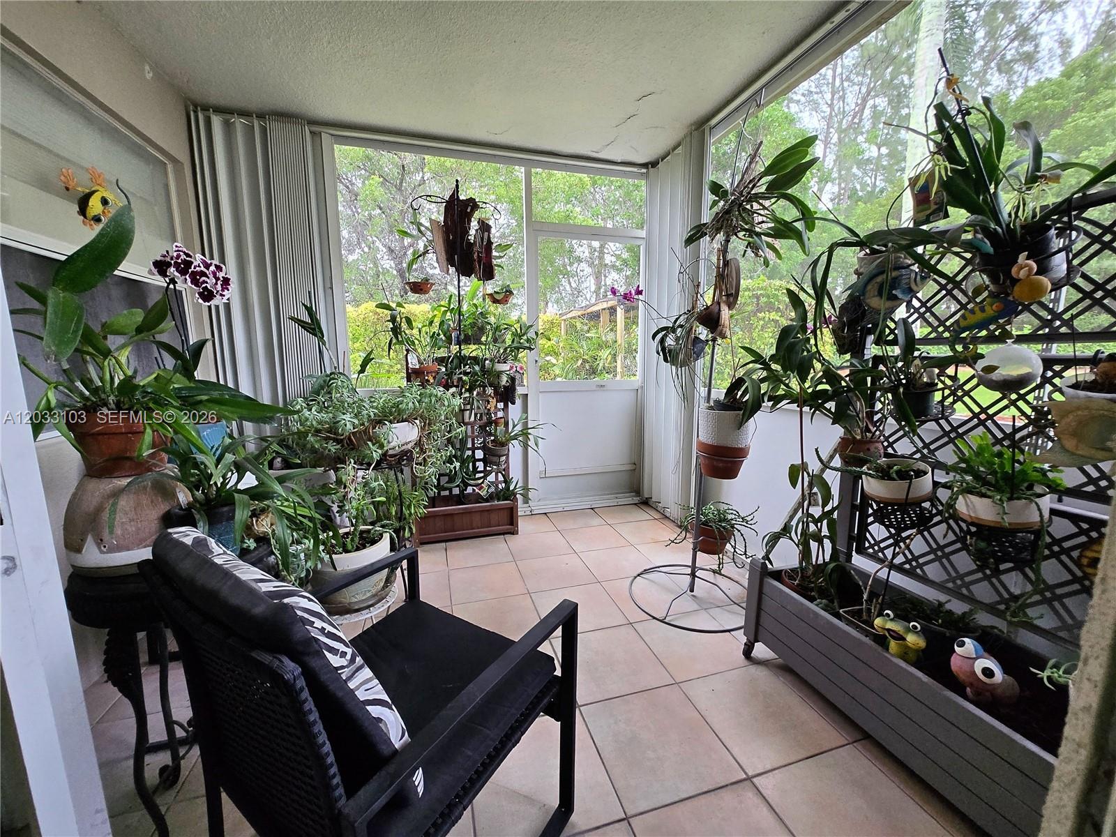 KEYS GATE CONDO NO SIX - Residential