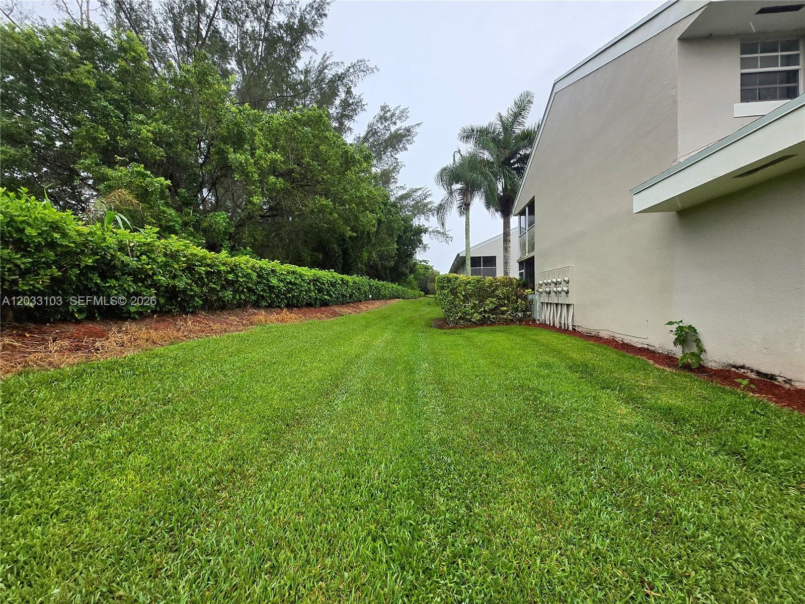 KEYS GATE CONDO NO SIX - Residential