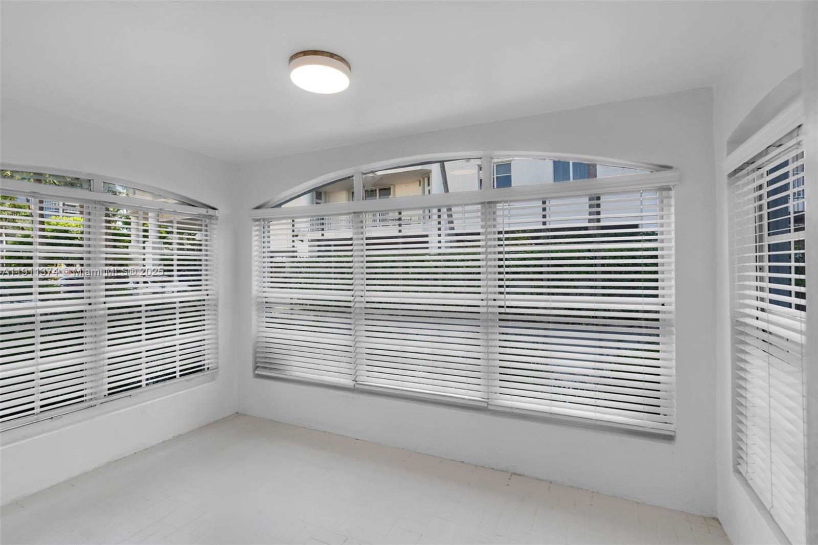 BELLE ISLE VILLAS - Residential