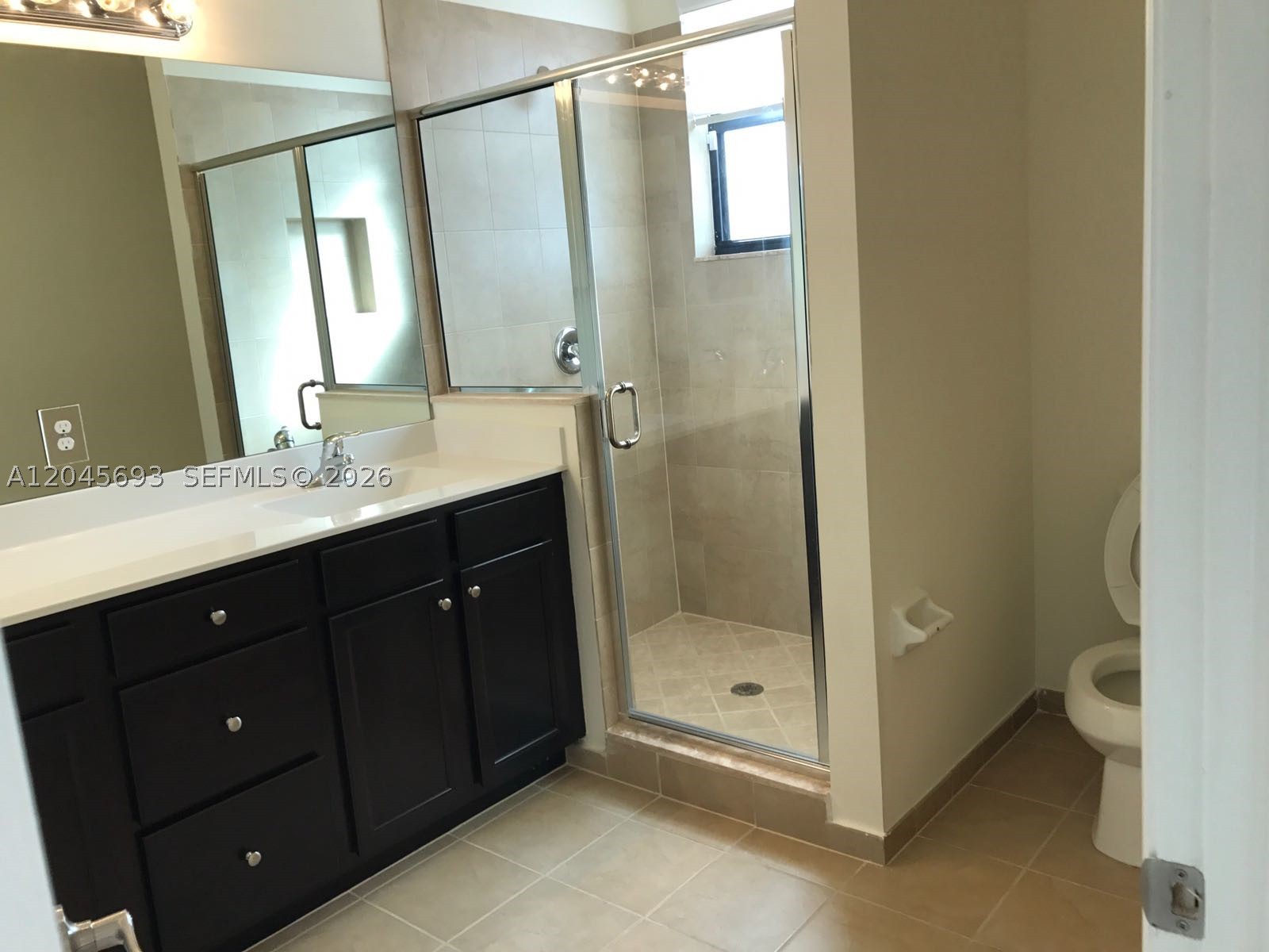 BAYWINDS OF GALAPAGOS FIR - Residential Lease