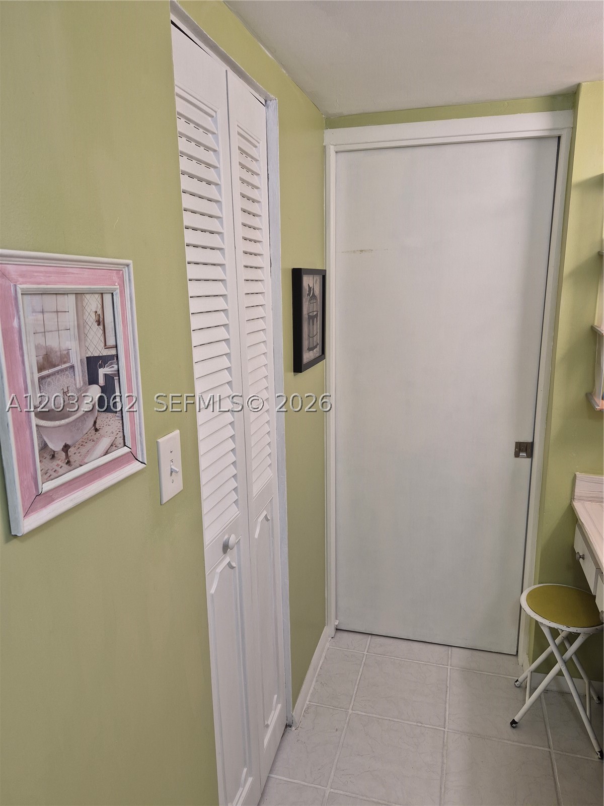ORIOLE GOLF & TENNIS CLUB - Residential