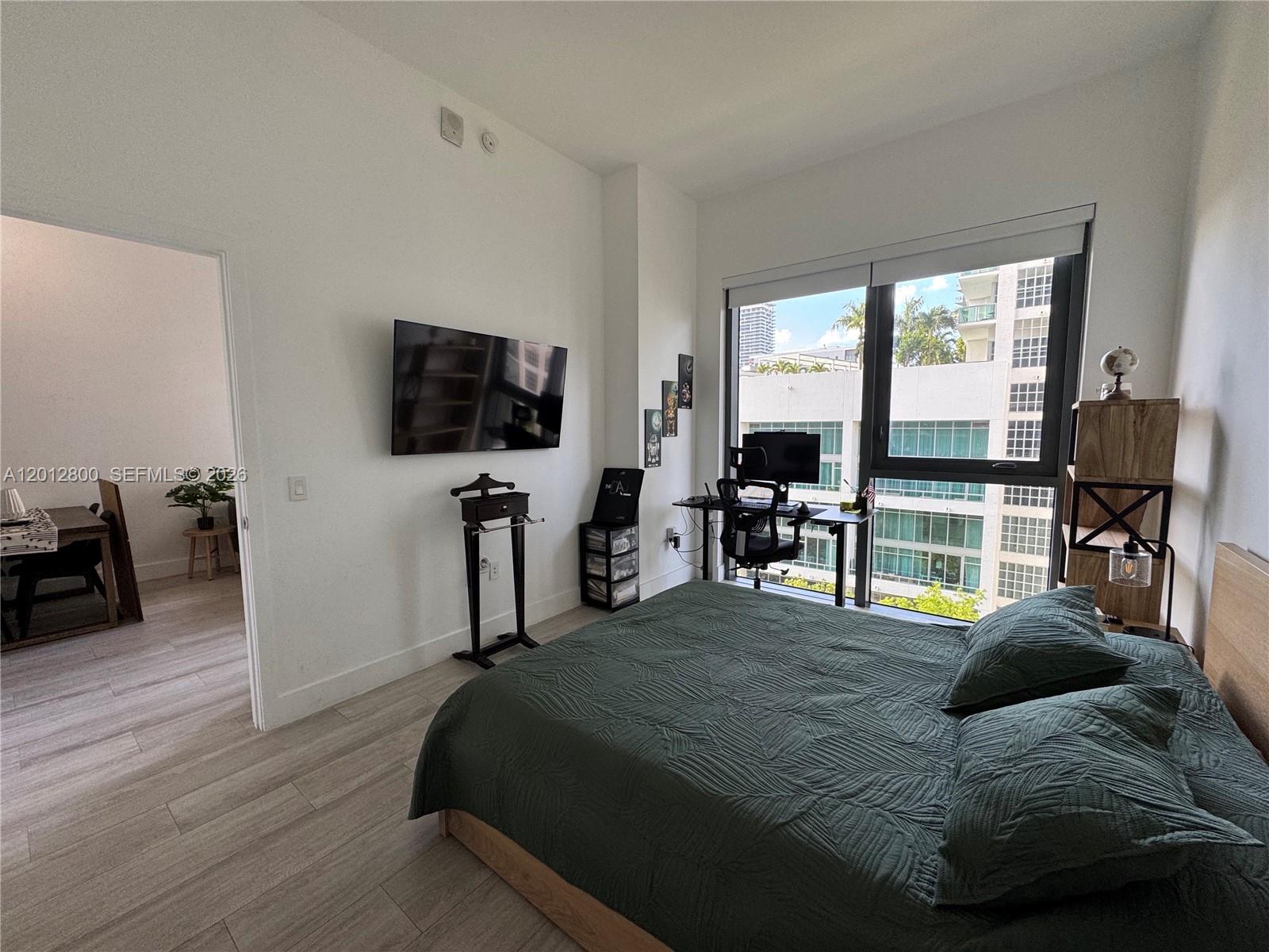 3401 MIDTOWN CONDO - Residential