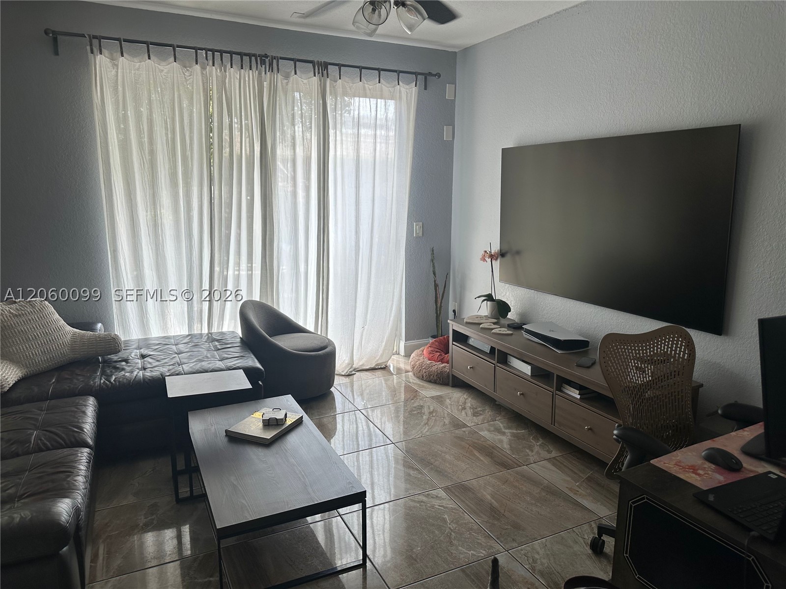 CENTURY BREEZE - Residential