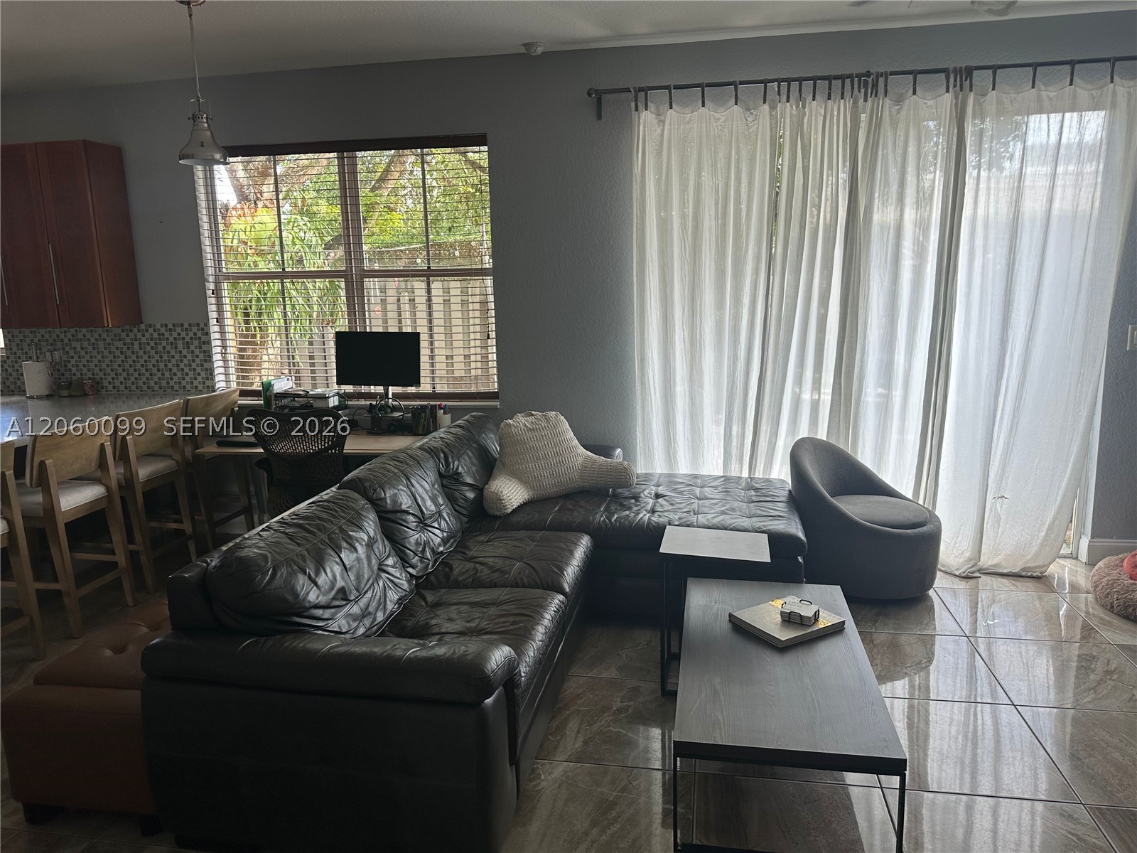 CENTURY BREEZE - Residential