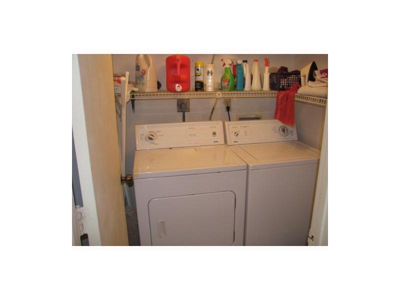 KENLAND BEND SOUTH CONDO - Residential Lease