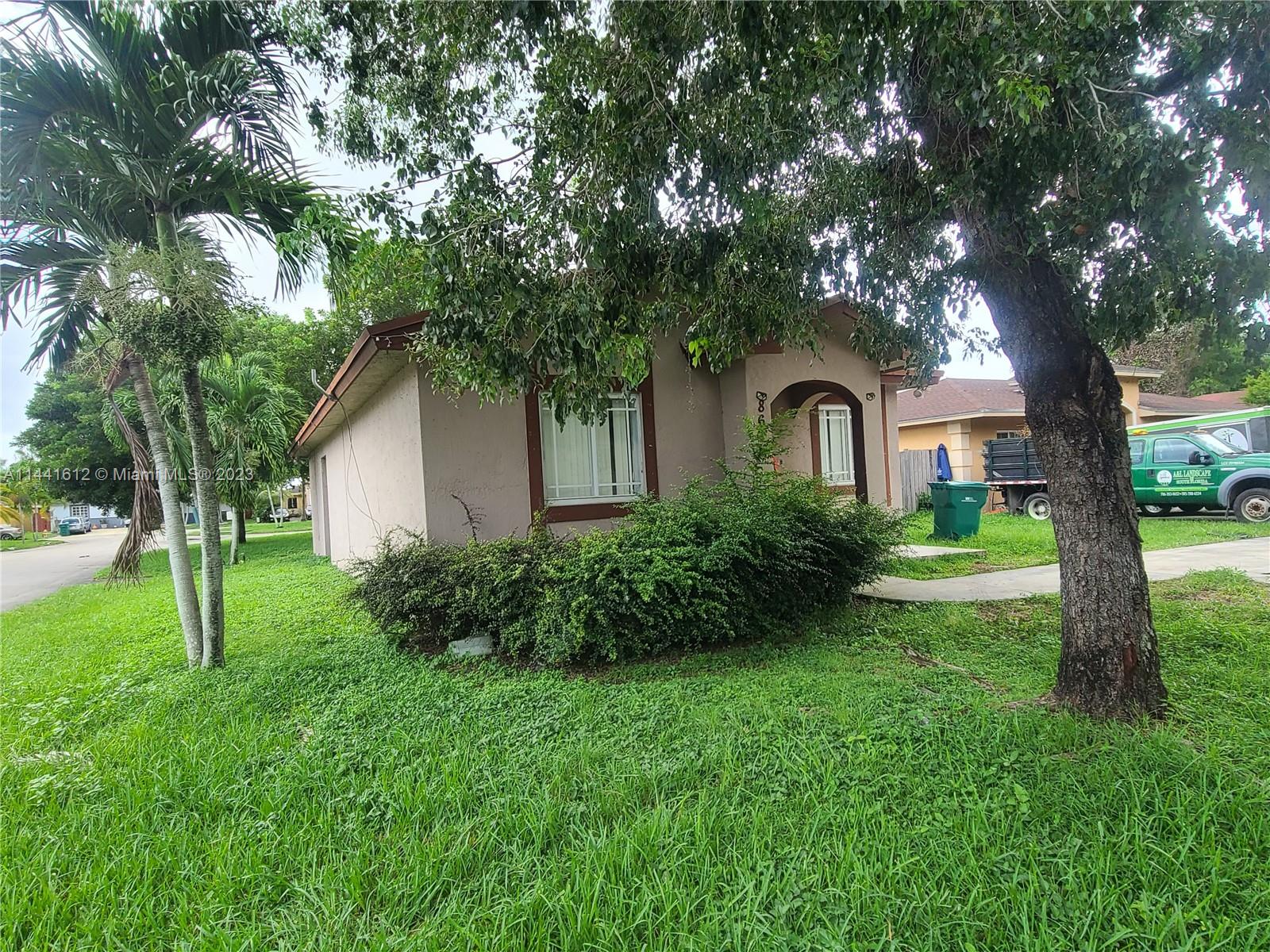 VILLAS OF PALM BAY - Residential