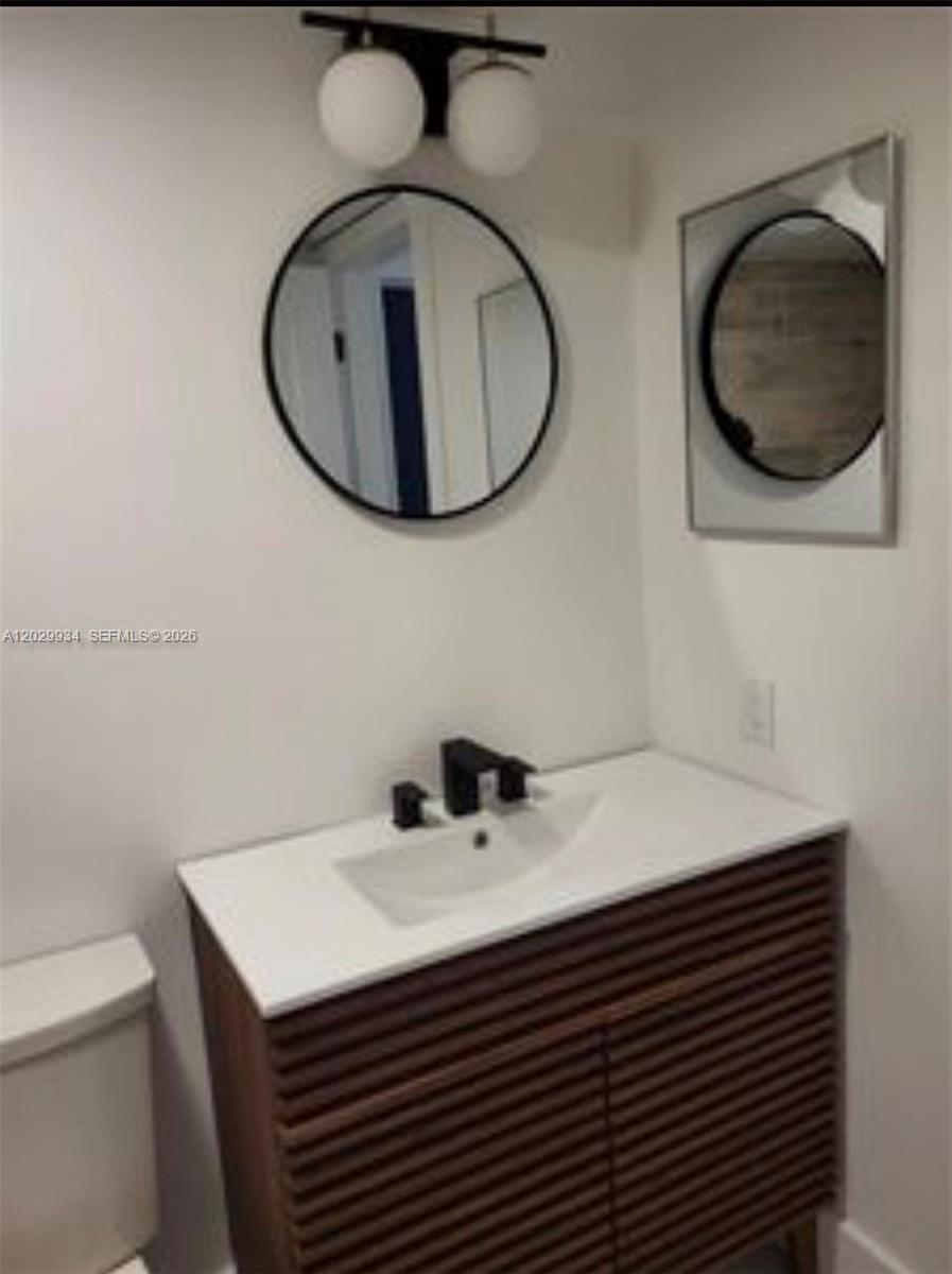 VISTA GARDENS I CONDO - Residential Lease