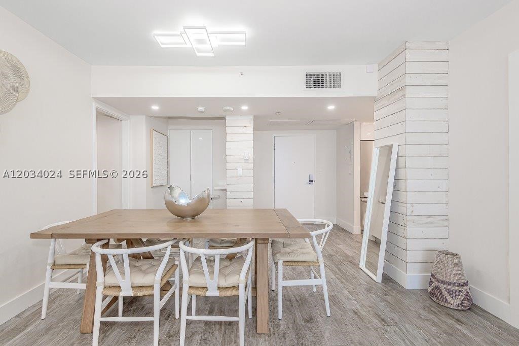RONEY PALACE CONDO - Residential Lease