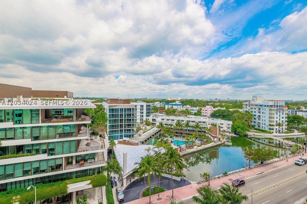 RONEY PALACE CONDO - Residential Lease