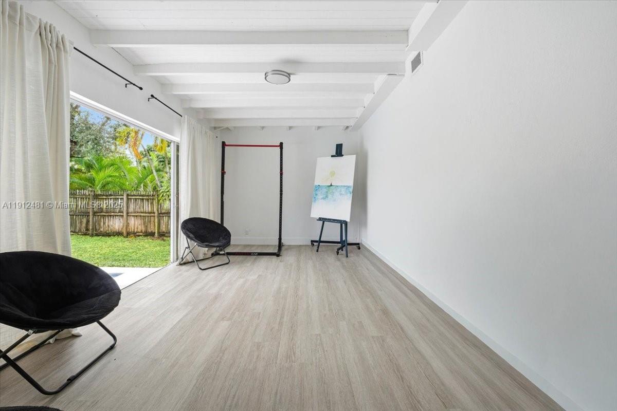 BISC SHORES HEIGHTS - Residential