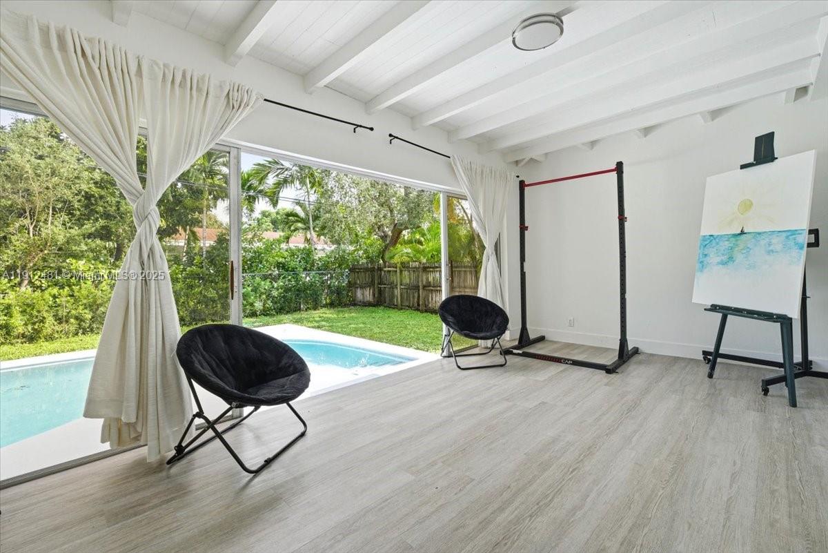 BISC SHORES HEIGHTS - Residential