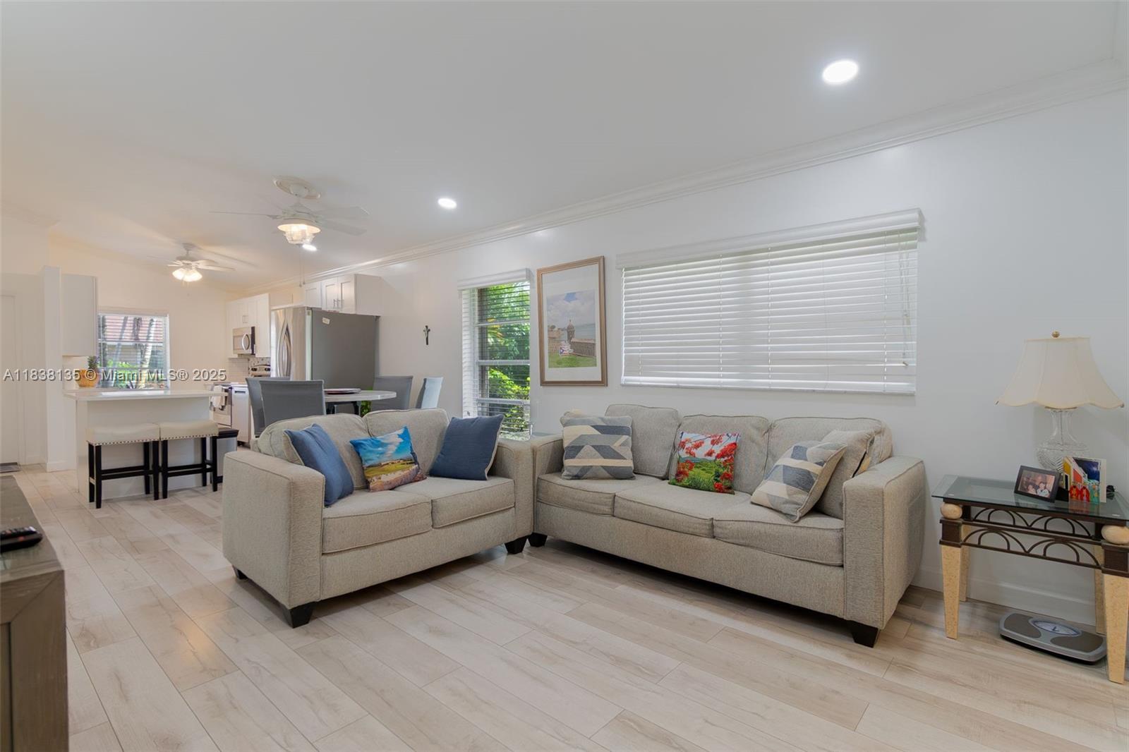 WHISPER WALK SEC C CONDO - Residential