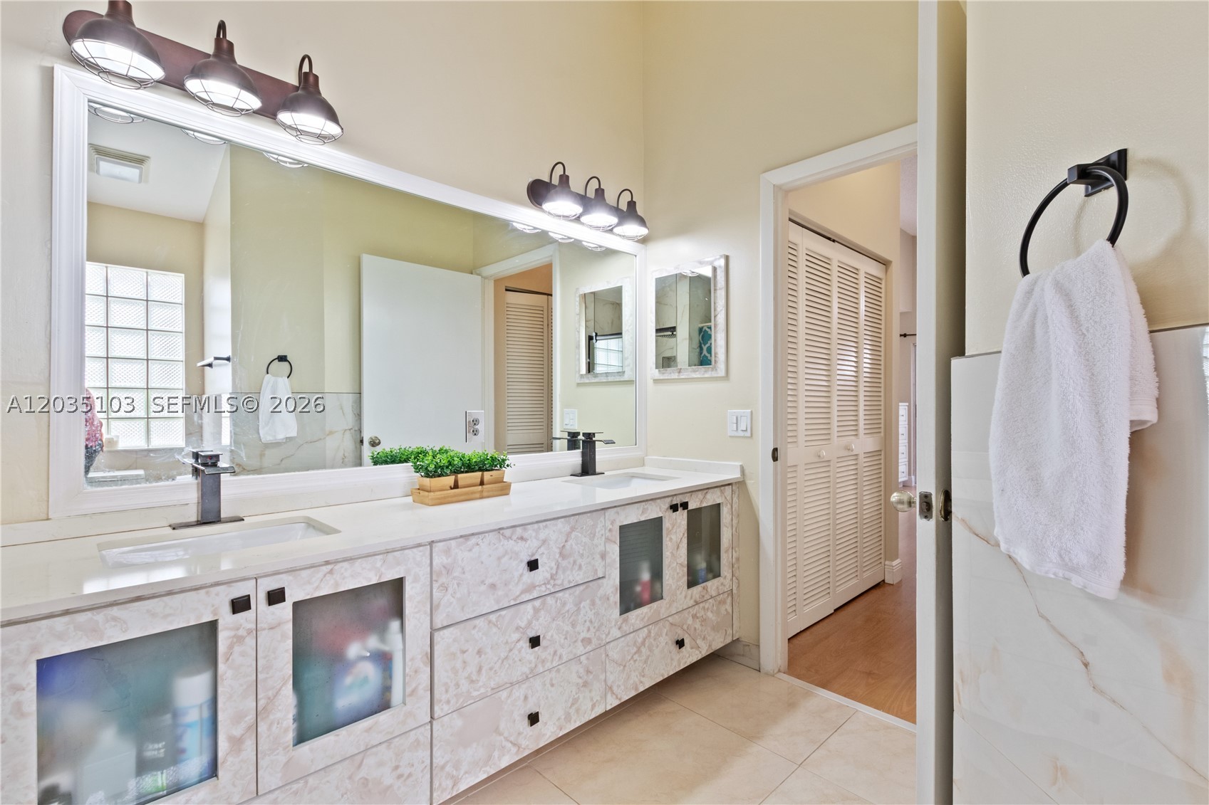 WEST GLEN VILLAGE - Residential