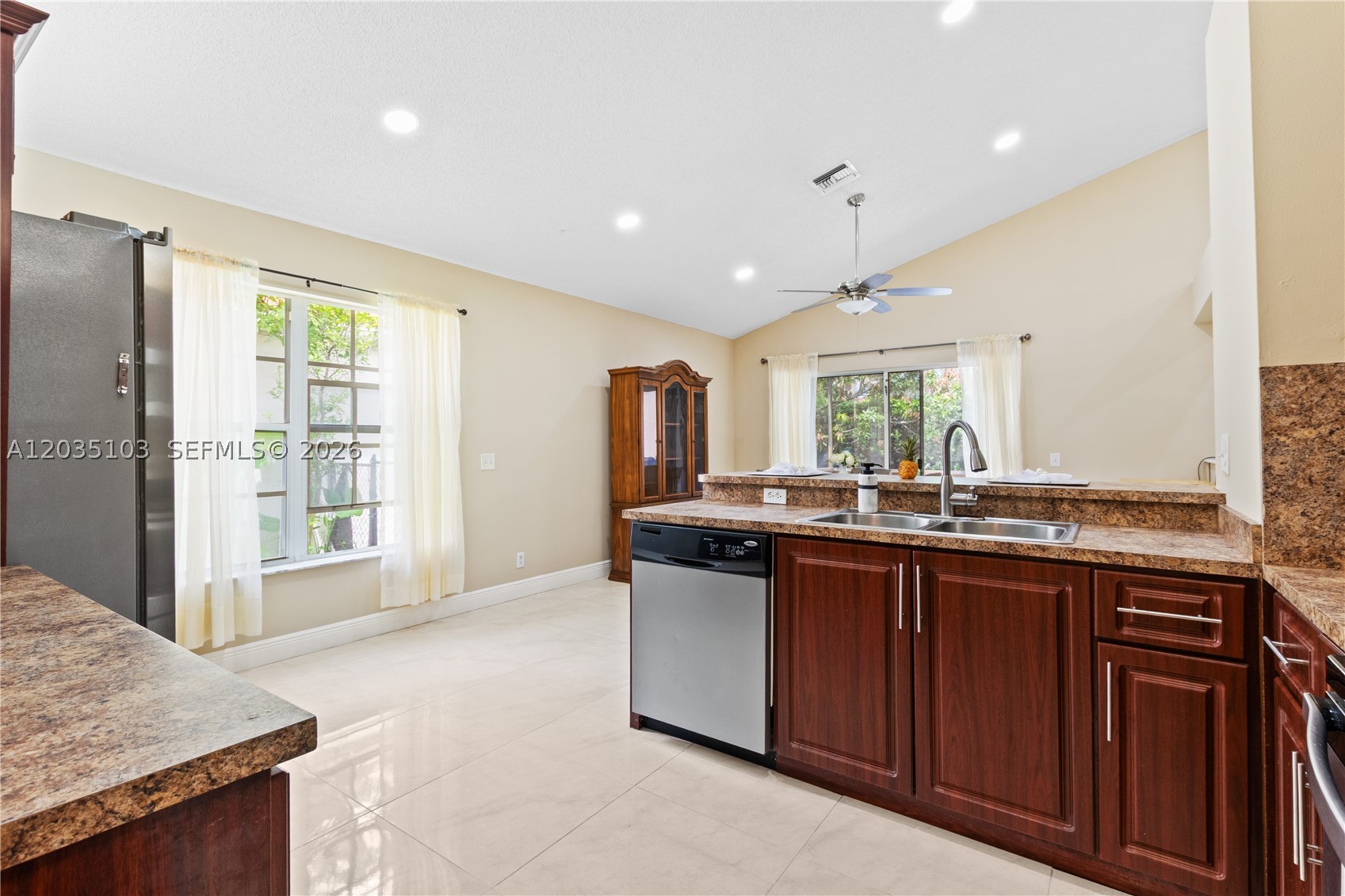 WEST GLEN VILLAGE - Residential