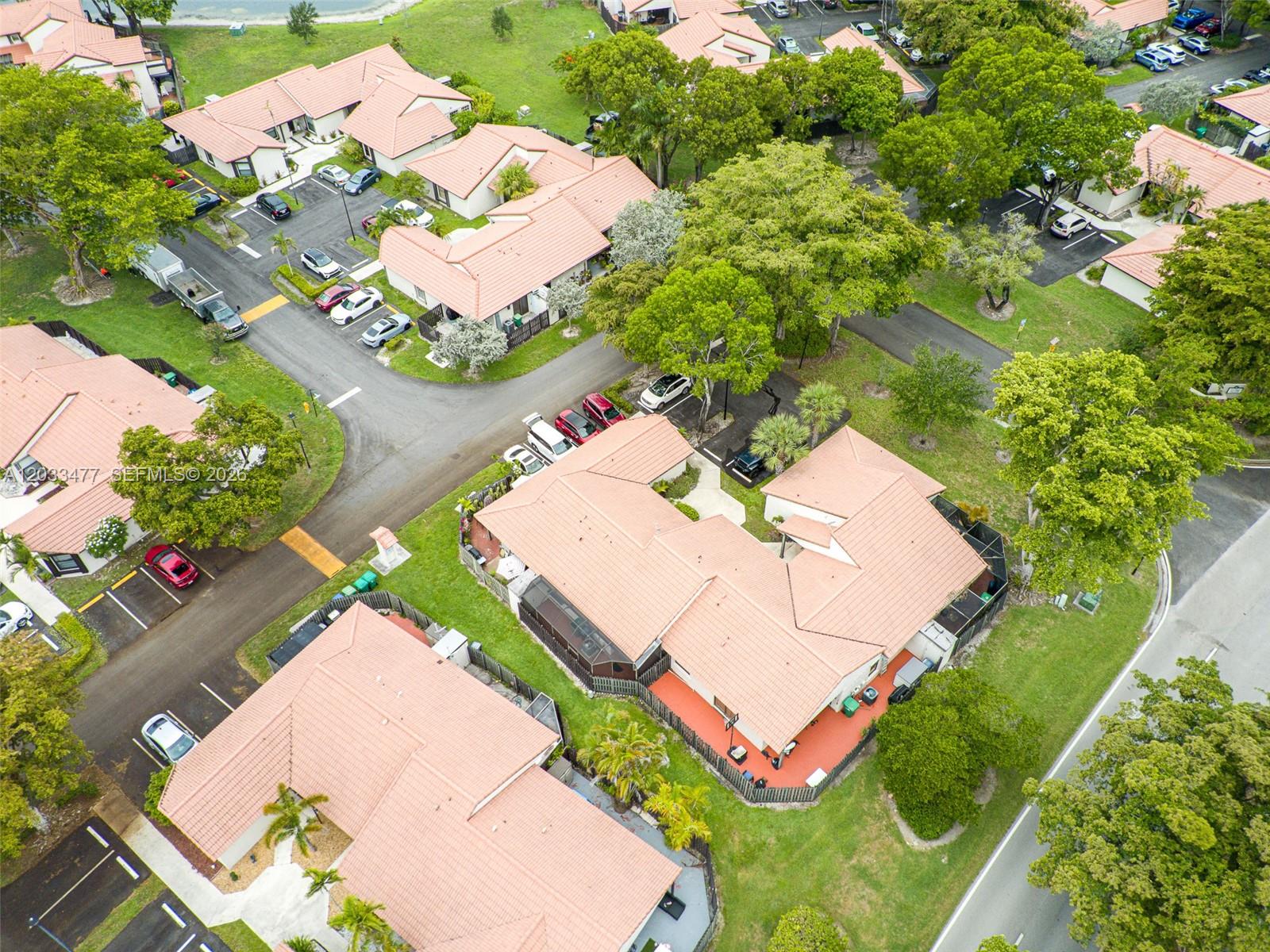 LAKES OF MEADOW VILG HOMES - Residential