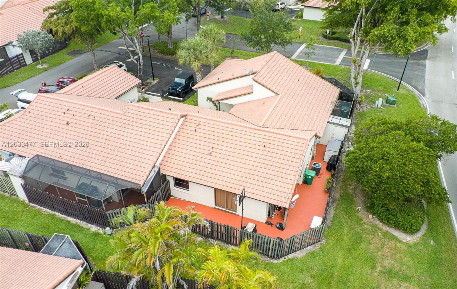 LAKES OF MEADOW VILG HOMES - Residential