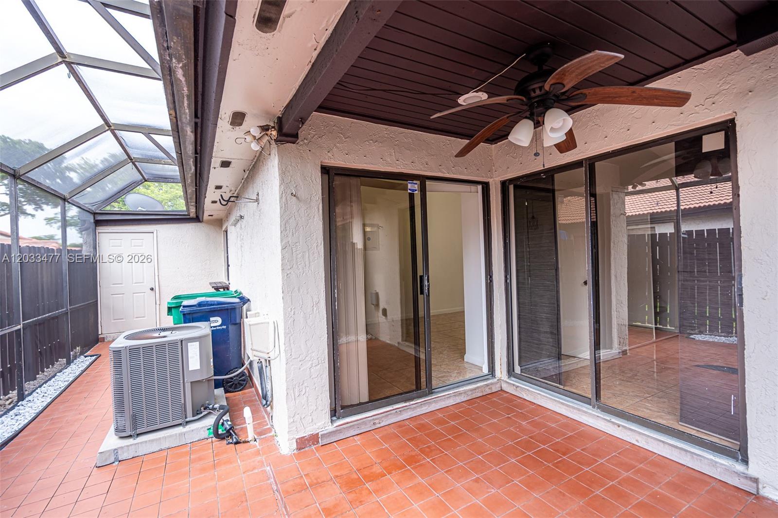 LAKES OF MEADOW VILG HOMES - Residential