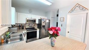SANTA BARBARA 1ST ADDN - Residential