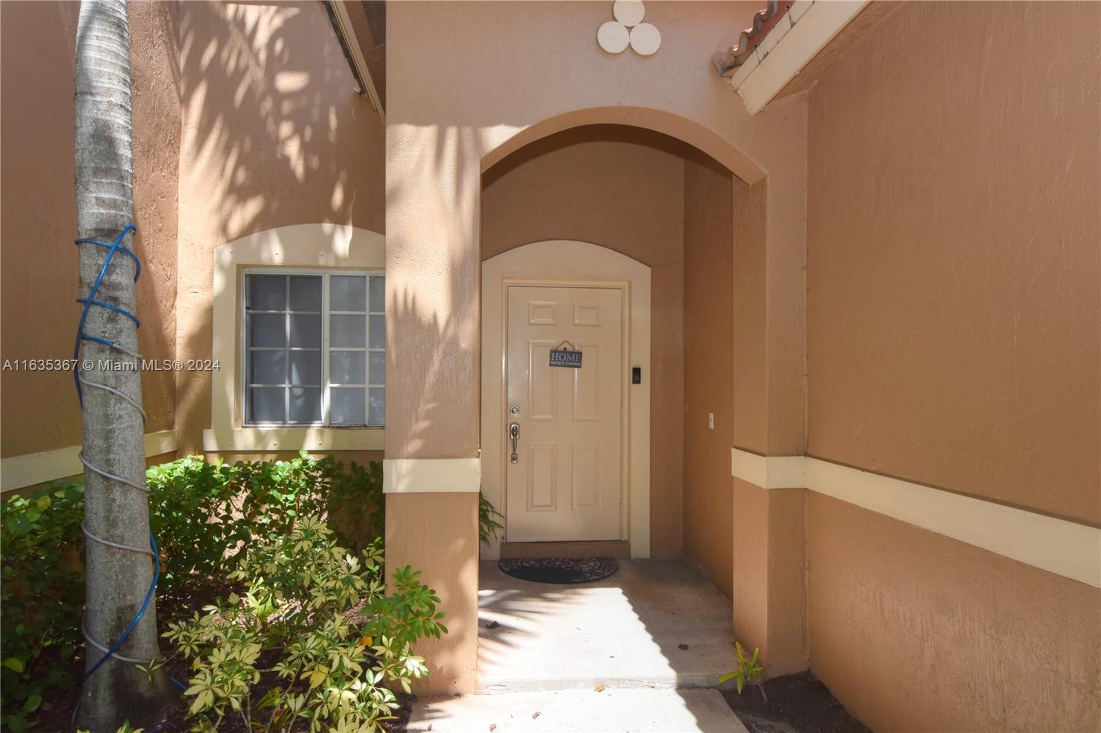 SANTA BARBARA 1ST ADDN - Residential