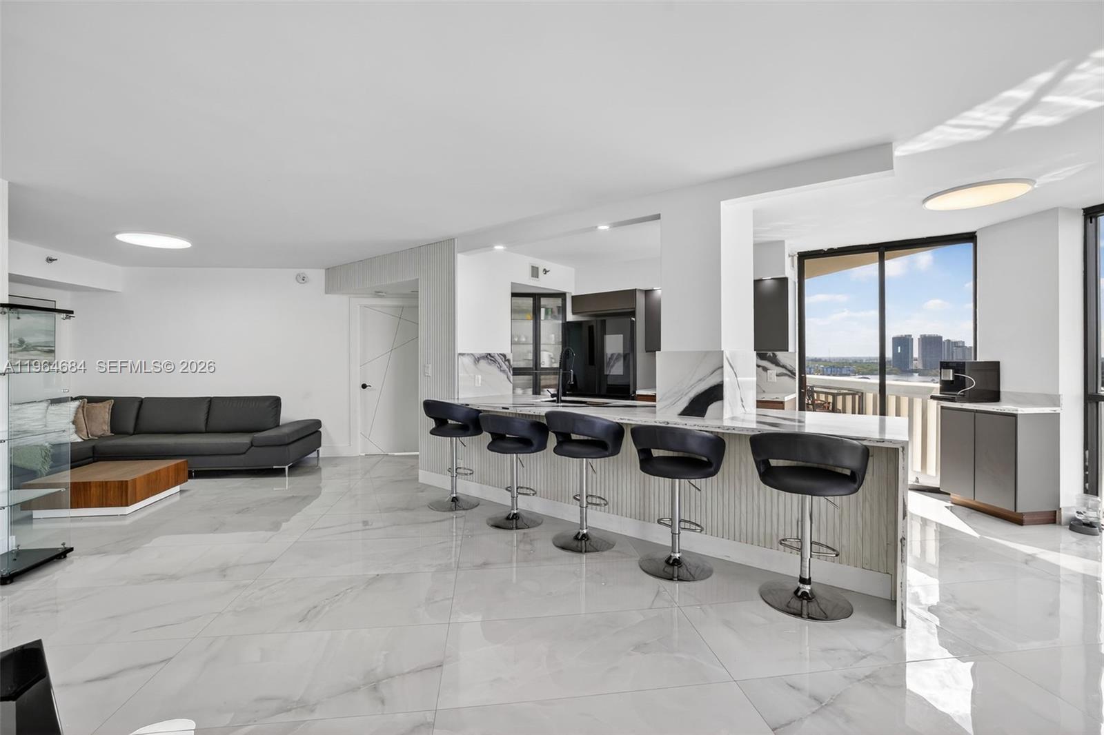 1000 ISL BLVD WILLIAMS IS - Residential