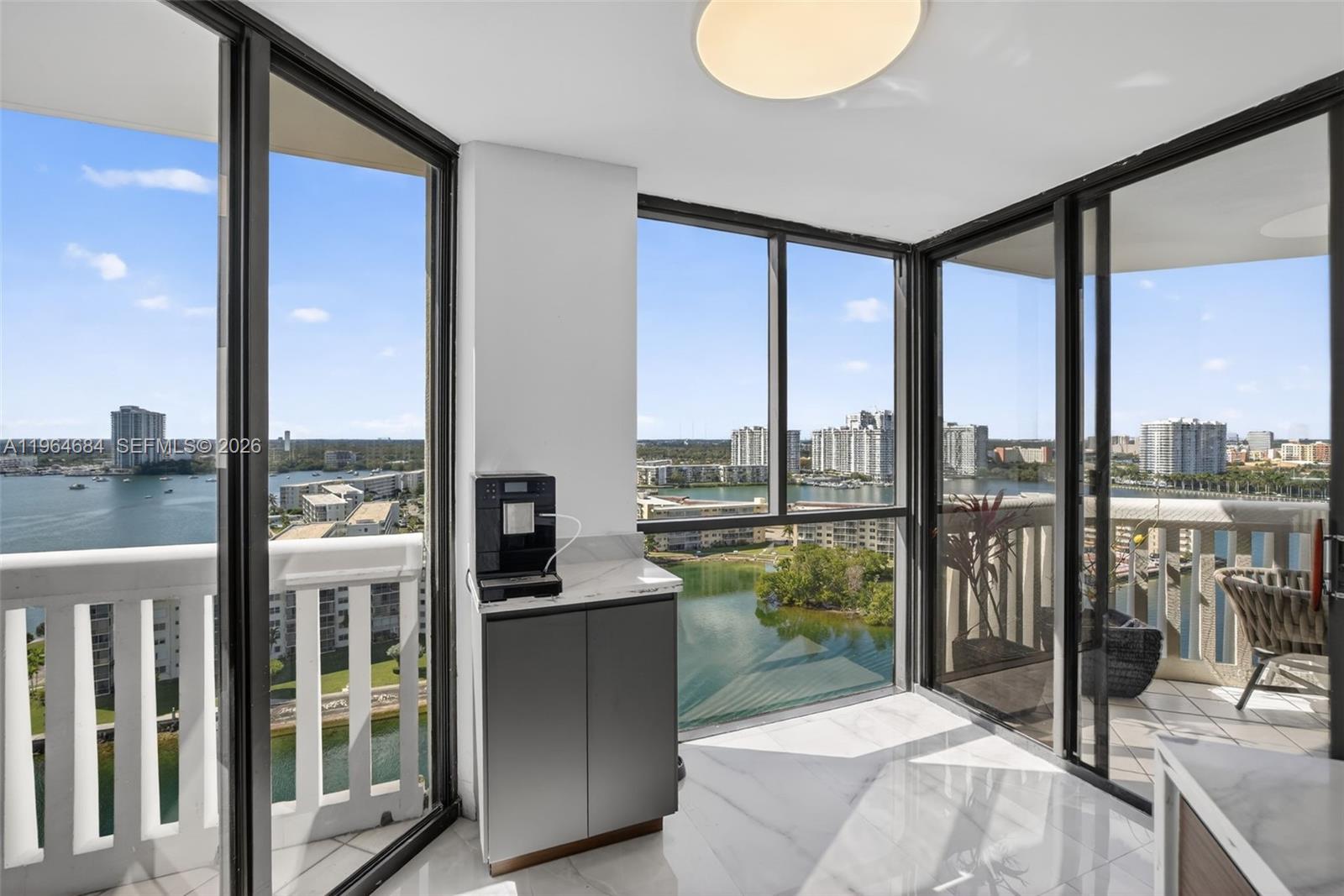 1000 ISL BLVD WILLIAMS IS - Residential