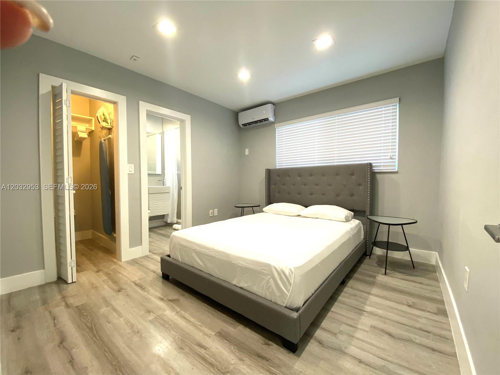 THE OAKS AT SOUTH MIAMI C - Residential Lease
