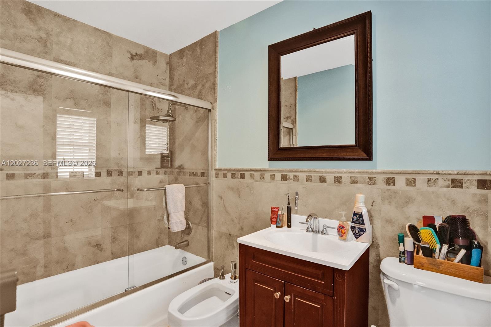 CORAL GABLES COUNTRY CLUB - Residential Lease