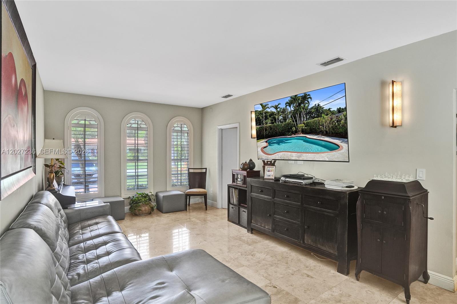 CORAL GABLES COUNTRY CLUB - Residential Lease