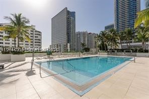 THE PLAZA 901 BRICKELL CO - Residential Lease