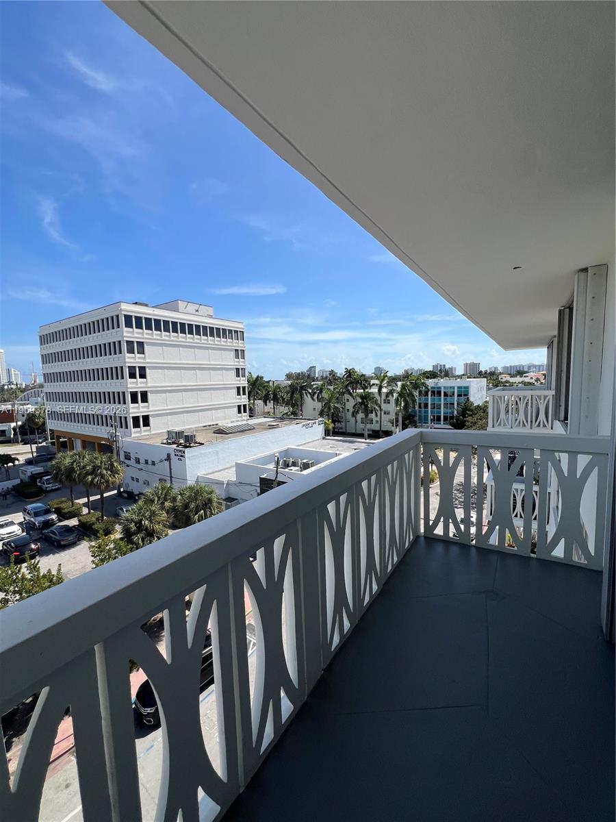41ST STREET BUSINESS SUB - Residential