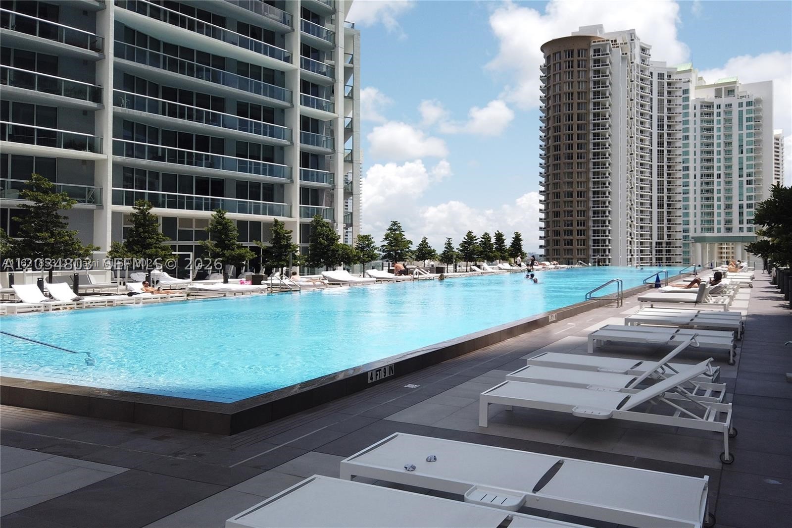 ICON BRICKELL CONDO NO 3 - Residential