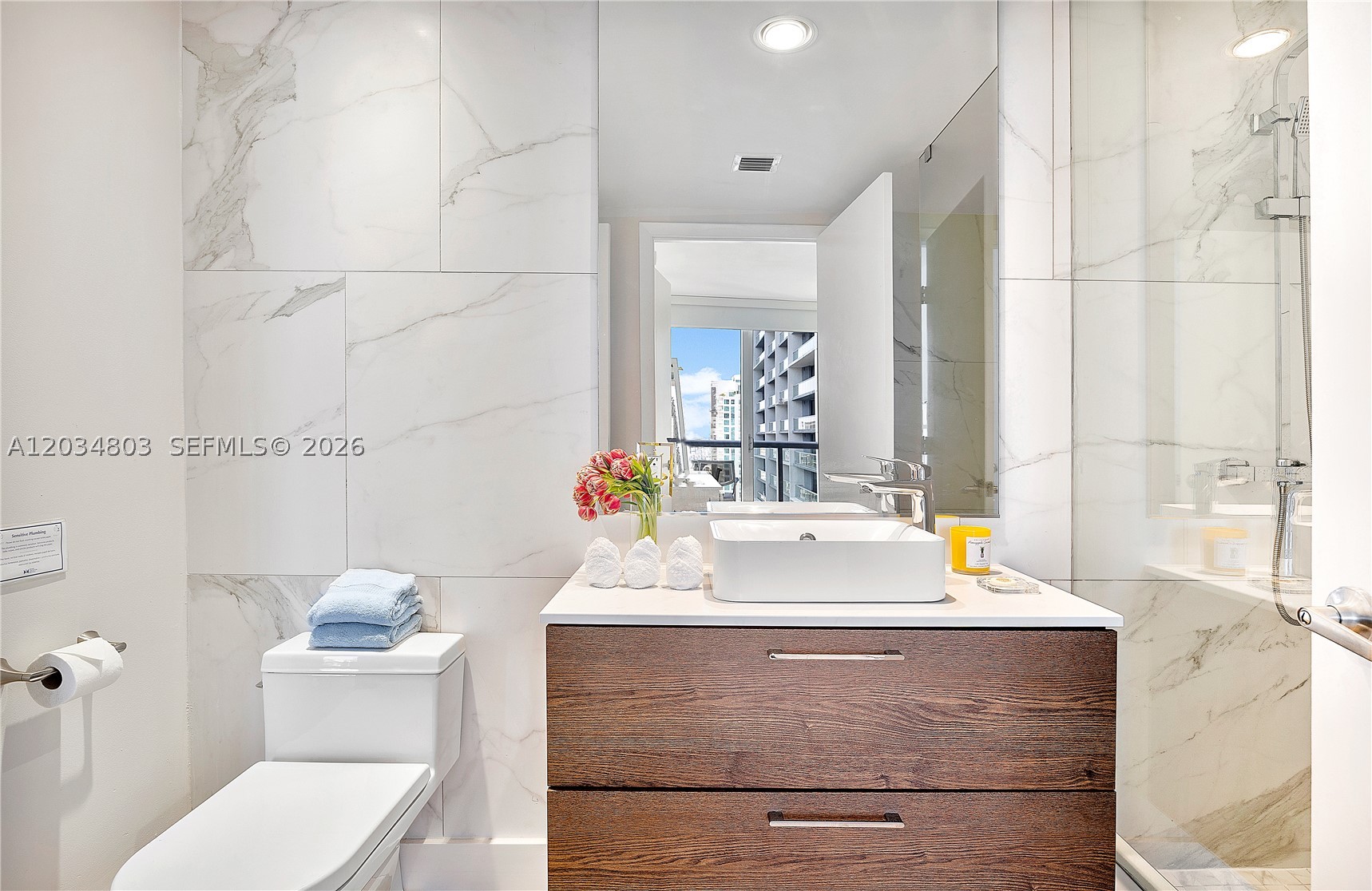 ICON BRICKELL CONDO NO 3 - Residential