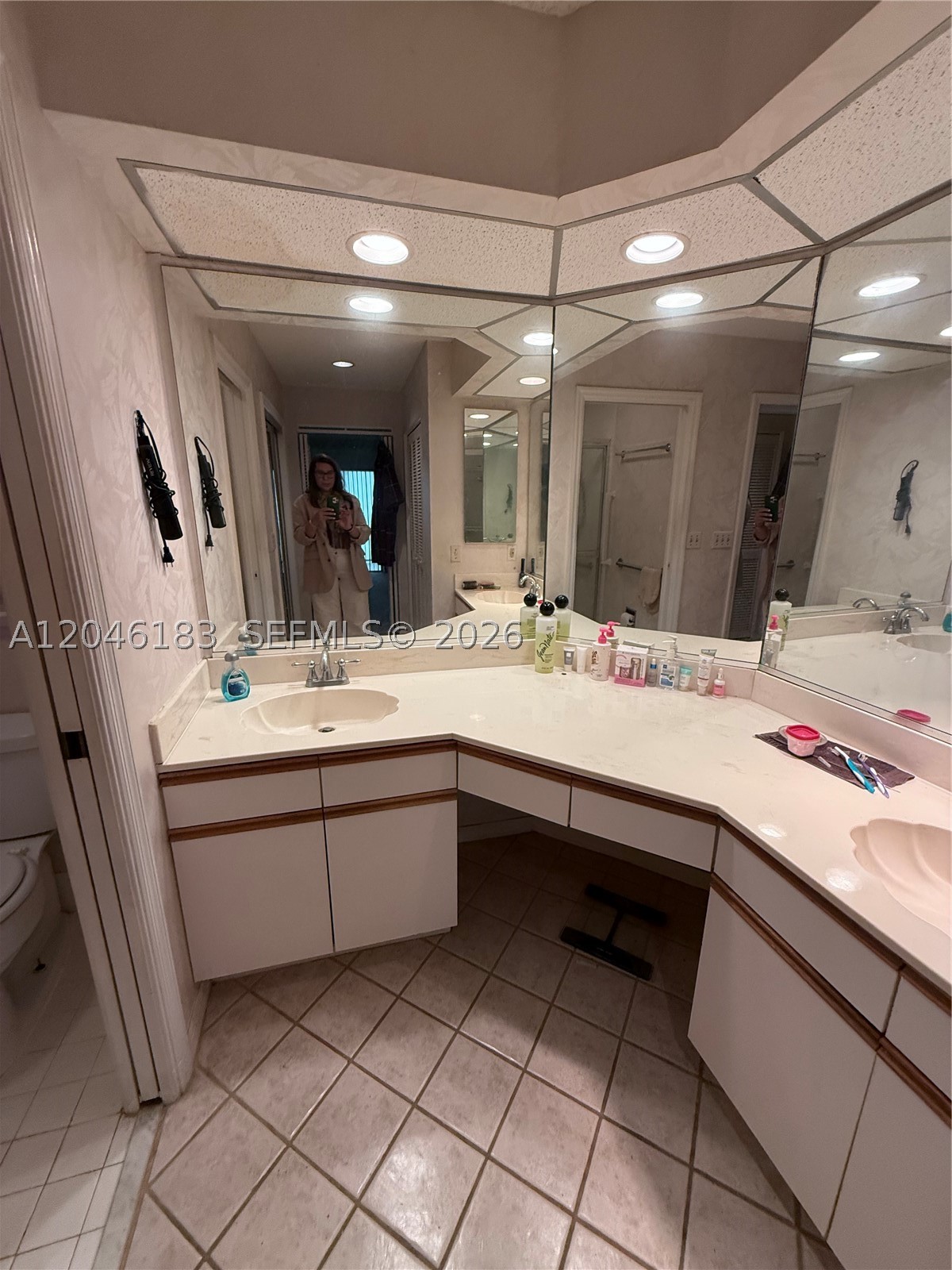 SWEETWATER SEC 4 - Residential