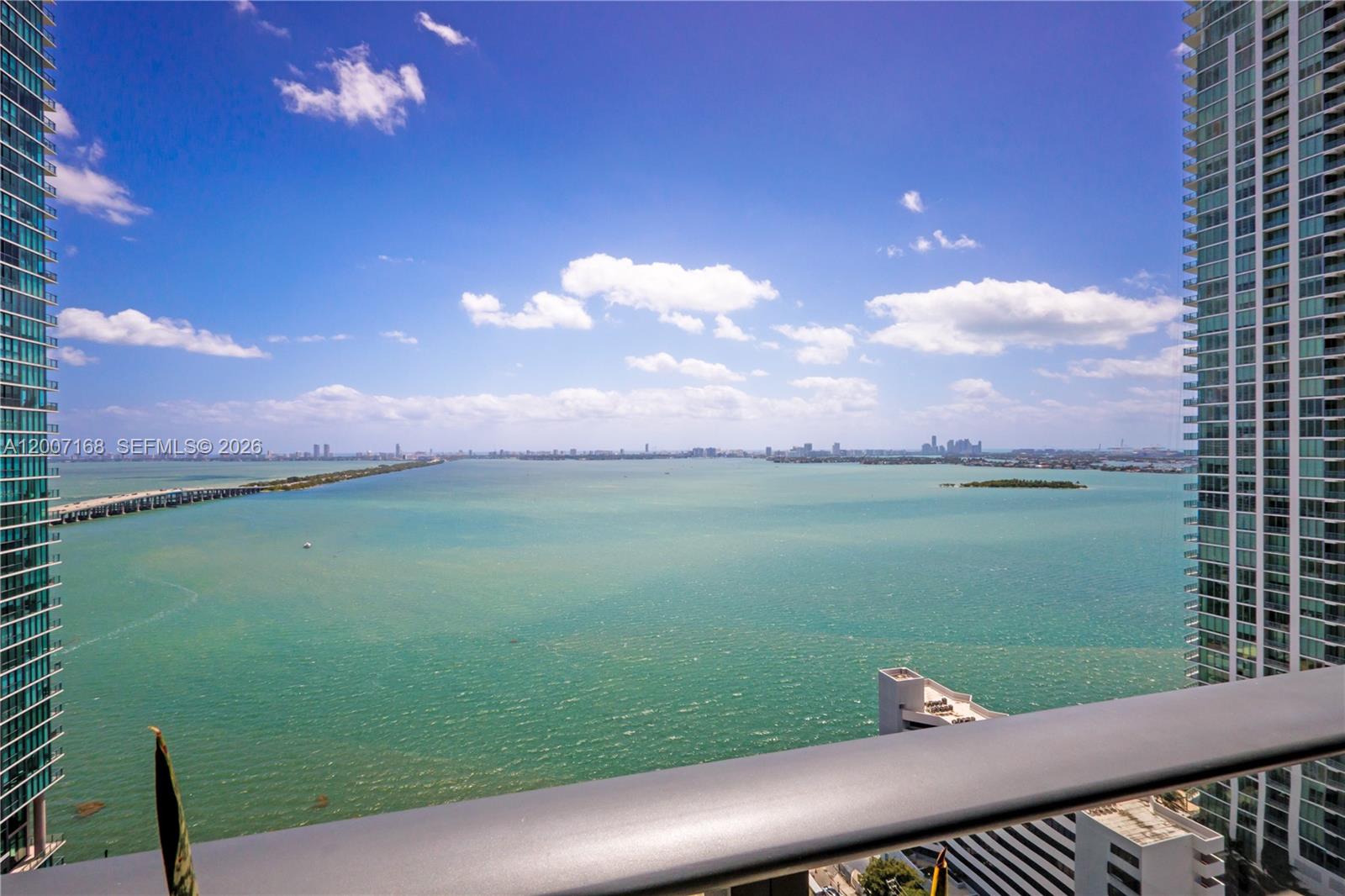GRAN PARAISO CONDO - Residential