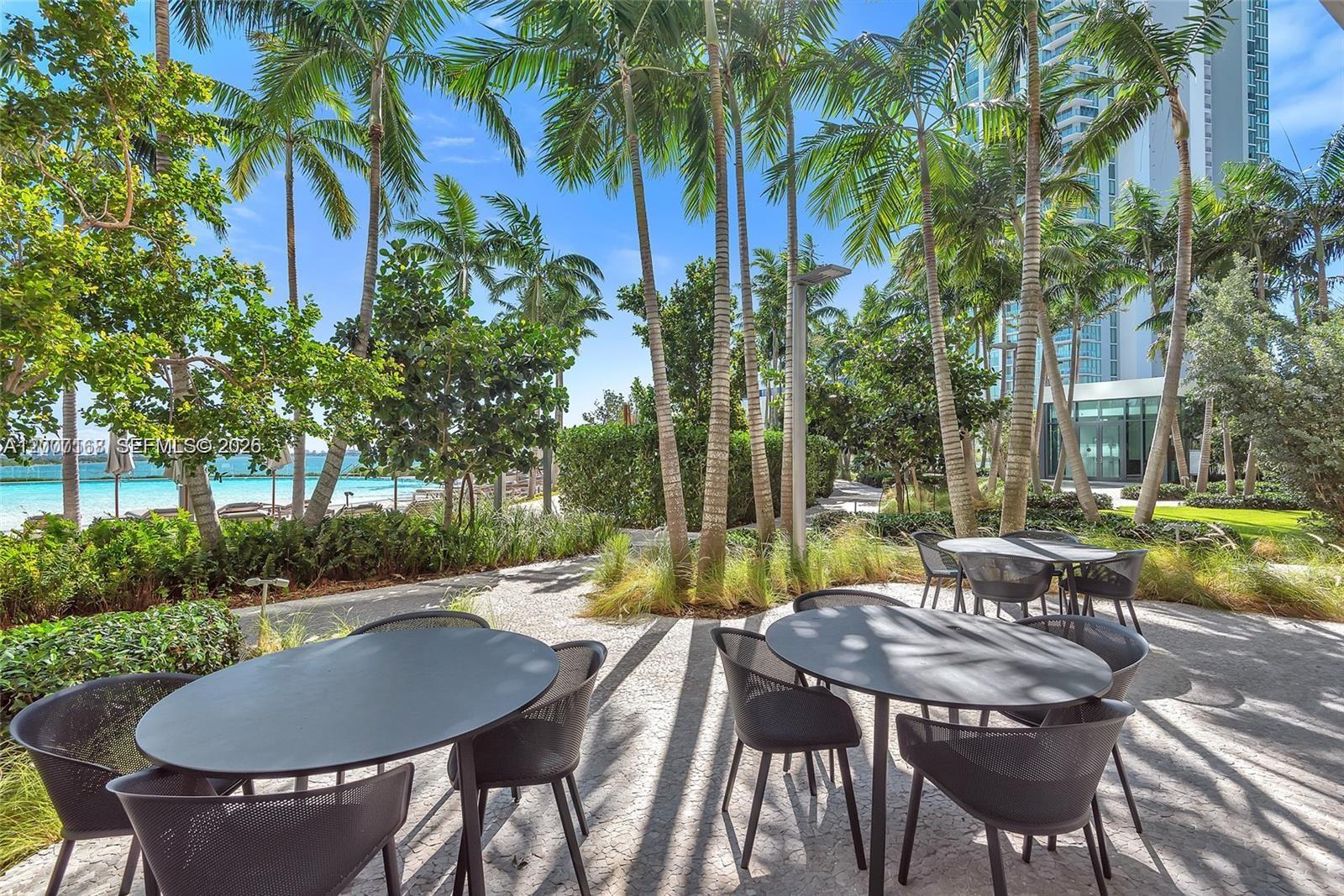 GRAN PARAISO CONDO - Residential