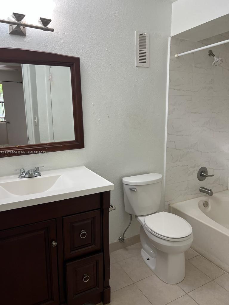 BISCAYNE BEACH CLUB CONDO - Residential Lease