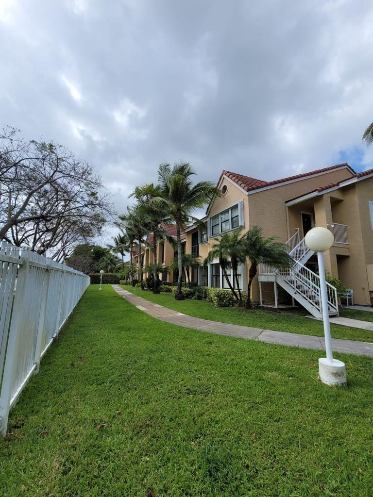 BISCAYNE BEACH CLUB CONDO - Residential Lease