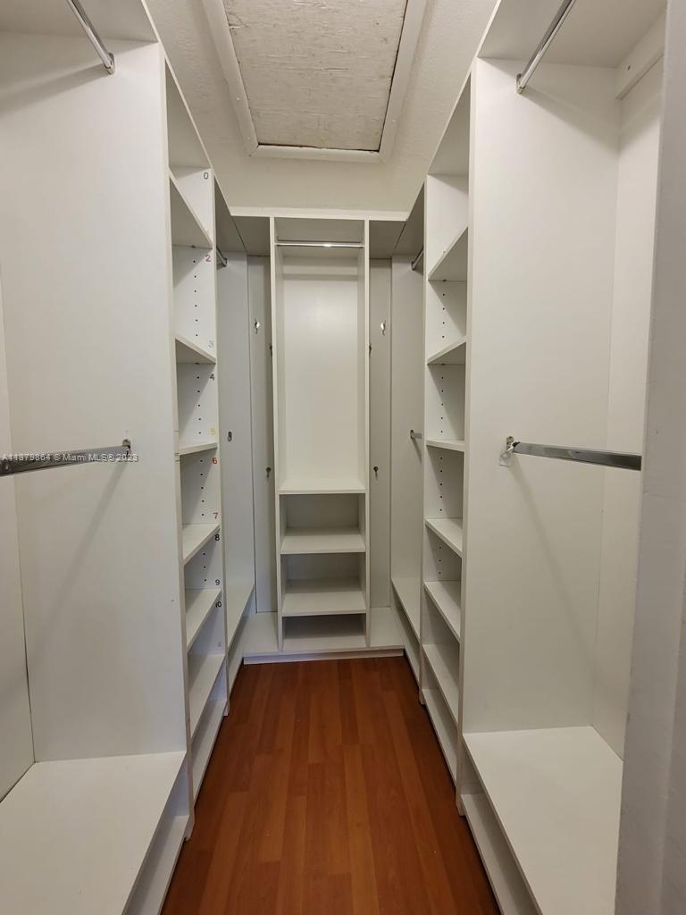 BISCAYNE BEACH CLUB CONDO - Residential Lease
