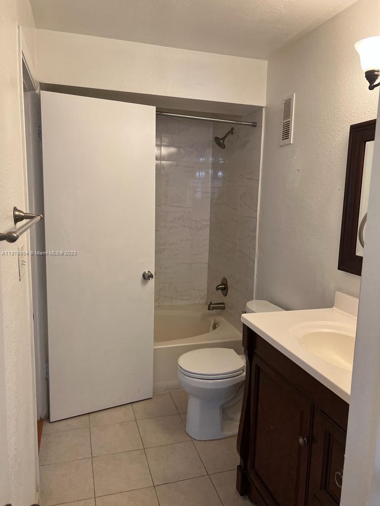 BISCAYNE BEACH CLUB CONDO - Residential Lease