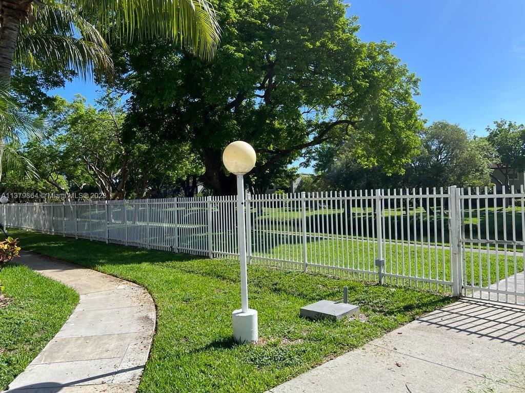 BISCAYNE BEACH CLUB CONDO - Residential Lease